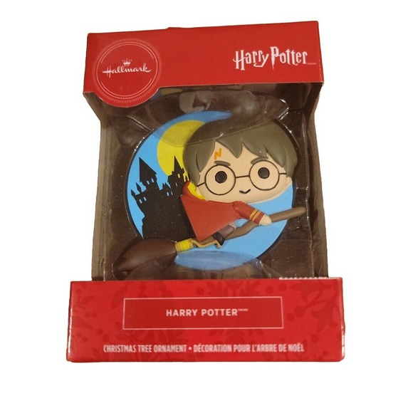 Hallmark 2019 Harry Potter Flying on Broom Quidditch Christmas Ornament NIB - Picture 1 of 3